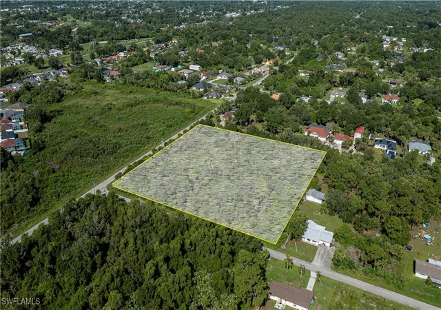 5th image of 2001 E 5Th St, Lehigh Acres, FL 33936 | MLS# 225059444