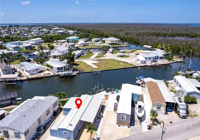 3rd image of 3913 Dewberry Ln, Saint James City, FL 33956 | MLS# 225059619