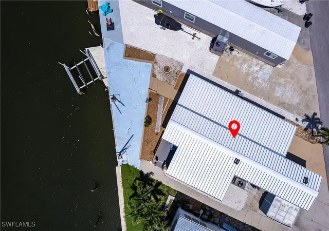 5th image of 3913 Dewberry Ln, Saint James City, FL 33956 | MLS# 225059619