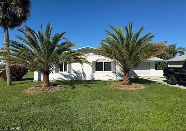 Photo 3 of Single family home for sale at 2231 Isle Of Pines Ave, Fort Myers, FL 33905 | MLS# 225059982 | Listing updated on 2026-04-10