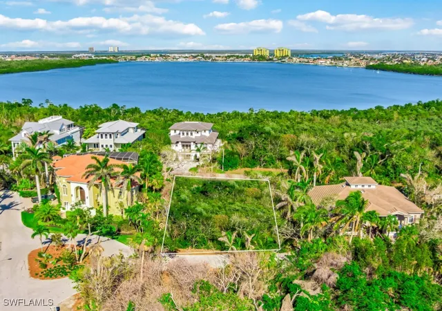 1st image of 950 Sea Oats Ct, Marco Island, FL 34145 | MLS# 225060208