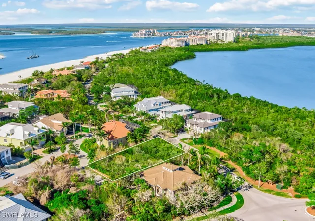 5th image of 950 Sea Oats Ct, Marco Island, FL 34145 | MLS# 225060208