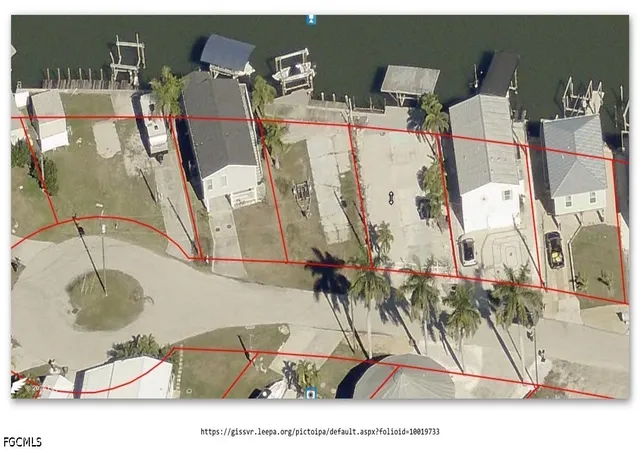 2nd image of 3924 Plumosa Dr, Saint James City, FL 33956 | MLS# 225060664