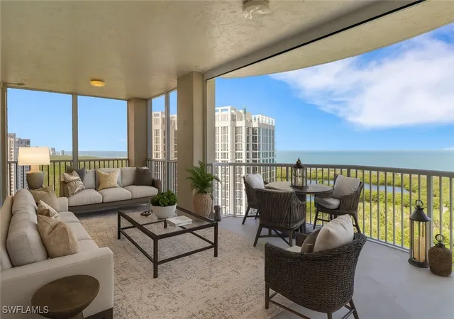 Homes for sale in Naples, FL | 7117 Pelican Bay Blvd, Naples, FL 34108