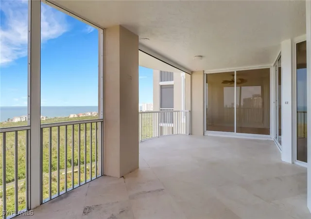 Homes for sale in Naples, FL | 7117 Pelican Bay Blvd, Naples, FL 34108
