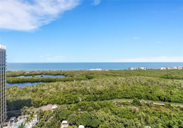 Homes for sale in Naples, FL | 7117 Pelican Bay Blvd, Naples, FL 34108