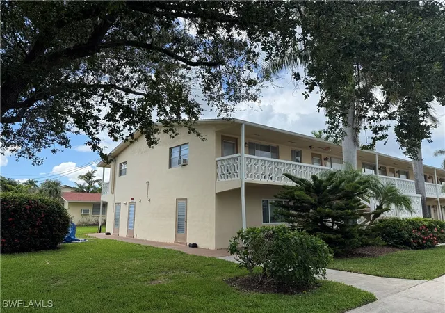 Photo 1 of Condo for sale at 13150 Kings Point Dr #11C, Fort Myers, FL 33919 | MLS# 225063063 | Listing updated on 2026-06-28