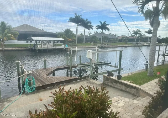 21st image of 4101 Sw 28th Pl, Cape Coral, FL 33914 | MLS# 2025000219