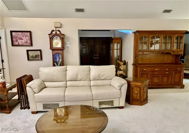2nd image of 4101 Sw 28th Pl, Cape Coral, FL 33914 | MLS# 2025000219