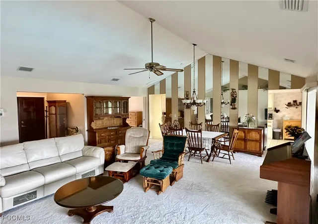 4th image of 4101 Sw 28Th Pl, Cape Coral, FL 33914 | MLS# 2025000219
