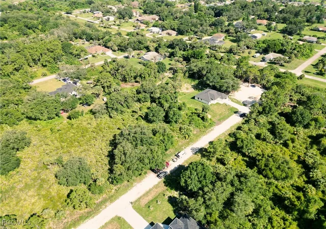 Photo 4 of Land for sale at 404 Thompson Ave, Lehigh Acres, FL 33972 | MLS# 2025000550 | Listing updated on 2026-08-04
