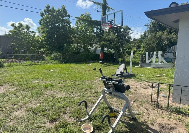 5th image of 5515 5Th Ave, Fort Myers, FL 33907 | MLS# 2025000608