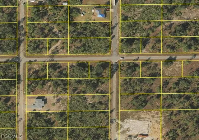 Photo 2 of Sale Pending at 301 W 15th Street, Lehigh Acres, FL 33972 | MLS# 2025000667 | Listing updated on 2025-11-29