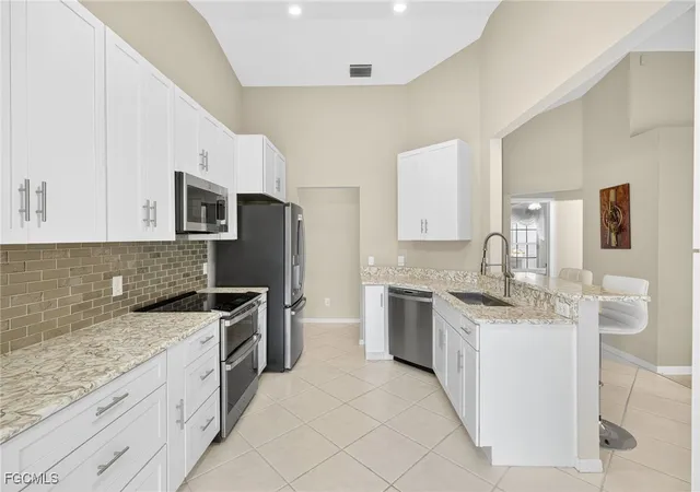 Photo 4 of Sale Pending at 9242 Coral Isle Way, Fort Myers, FL 33919 | MLS# 2025002290 | Listing updated on 2025-10-26