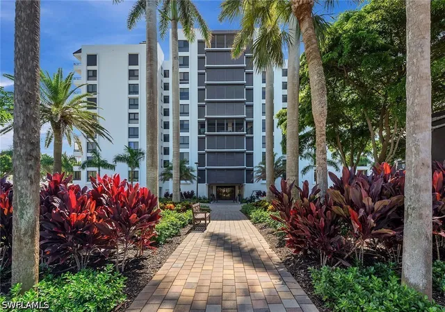3rd image of 2400 Gulf Shore Blvd N #502, Naples, FL 34103 | MLS# 225064132