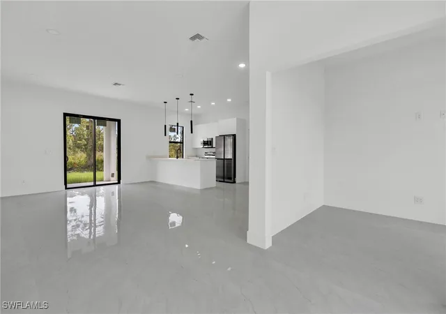 4th image of 2814 44Th St W, Lehigh Acres, FL 33971 | MLS# 225064171