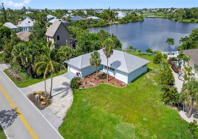 5th image of 1377 Sand Castle Rd, Sanibel, FL 33957 | MLS# 2025002607