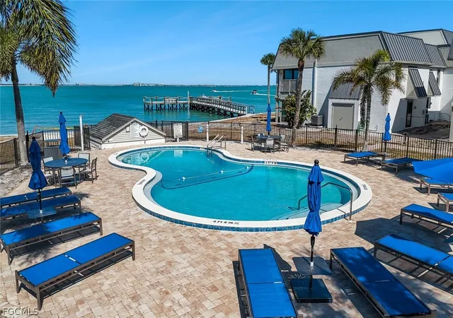 3rd image of 760 Sextant Dr #321, Sanibel, FL 33957 | MLS# 2025001055