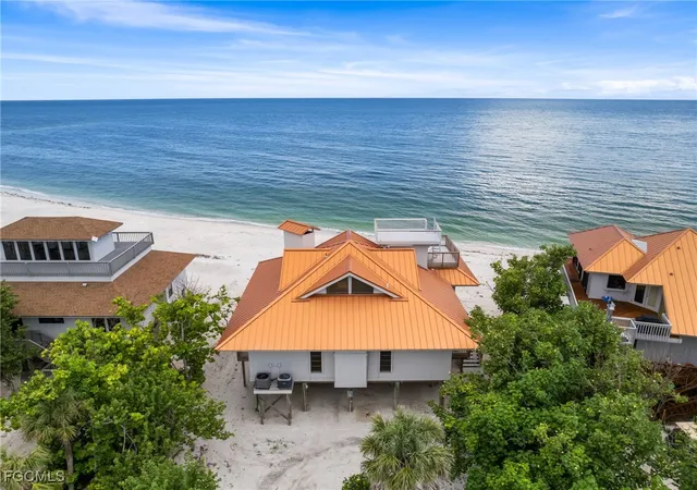 1st image of 406 Gulf Bend Dr, Captiva, FL 33924 | MLS# 2025000843