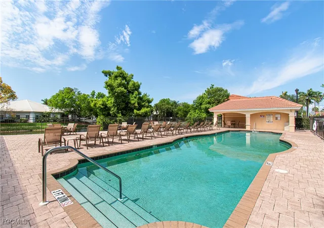 2nd image of 9005 Colby Dr, Fort Myers, FL 33919