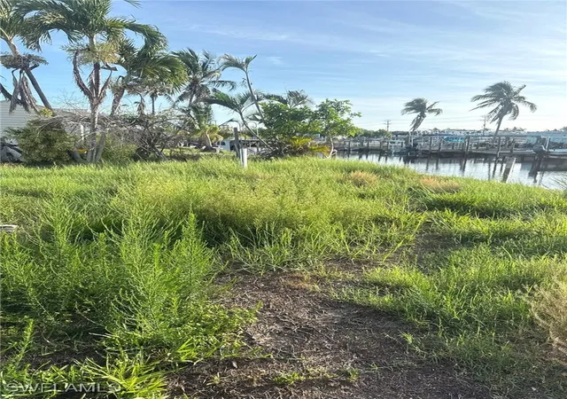 3rd image of 3314 York Rd, Saint James City, FL 33956 | MLS# 225064473