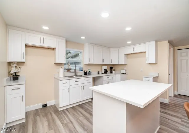 4th image of 203 Kingston Dr, Fort Myers, FL 33905 | MLS# 2025002994