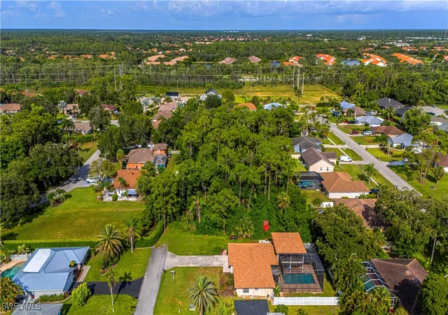 Photo 3 of Sale Pending at 244 Erie Dr, Naples, FL 34110 | MLS# 225065425 | Listing updated on 2025-11-15