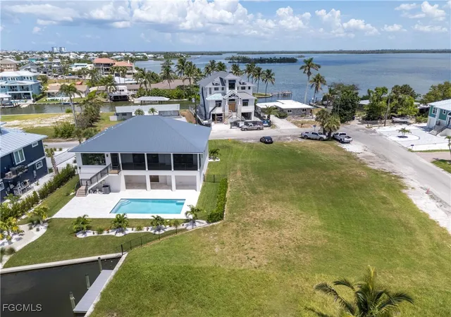Photo 1 of Land for sale at 2 Bayview Blvd, Fort Myers Beach, FL 33931 | MLS# 2025004481 | Listing updated on 2026-08-06