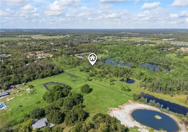 5th image of 20421 Welborn Rd, North Fort Myers, FL 33917 | MLS# 2025004500