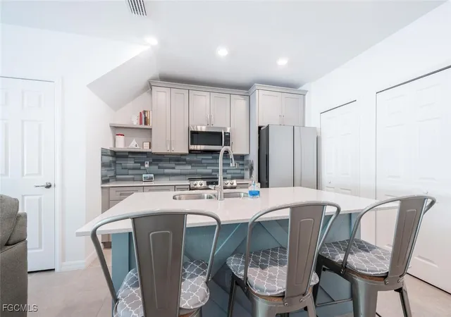 3rd image of 14195 Oviedo Pl, Fort Myers, FL 33905 | MLS# 2025004821