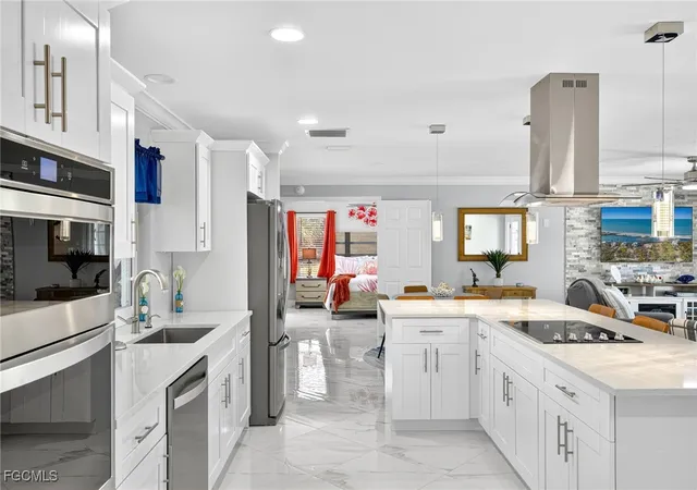 Photo 3 of Sale Pending at 720 Durion Ct, Sanibel, FL 33957 | MLS# 2025004825 | Listing updated on 2026-07-01