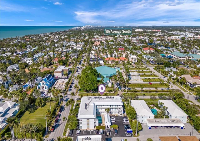 2nd image of 1021 3Rd St S, Naples, FL 34102