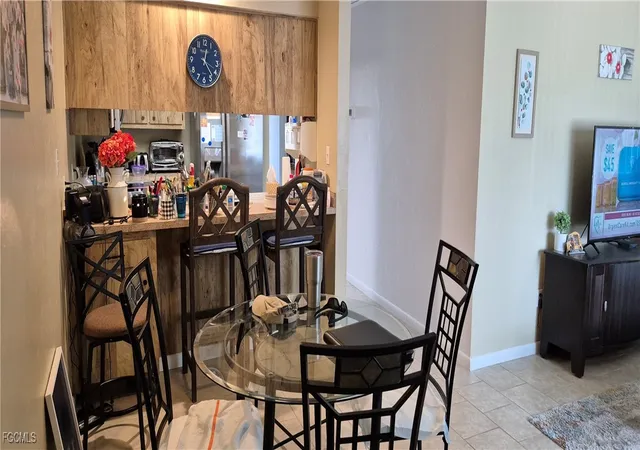 5th image of 3914 Se 12Th Ave, Cape Coral, FL 33904 | MLS# 2025005114
