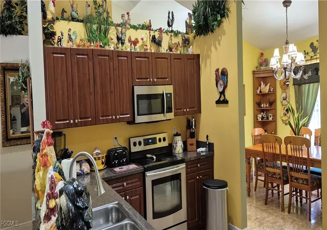 5th image of 2011 Leroy Ave, Alva, FL 33920 | MLS# 2025005126