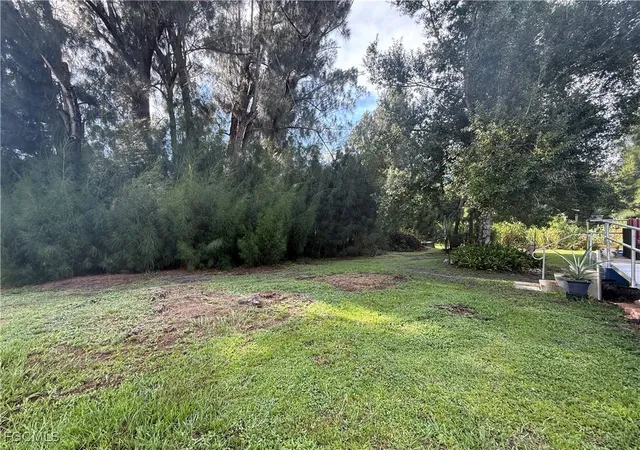12th image of 2860 Winona Dr, North Fort Myers, FL 33917 | MLS# 2025005175