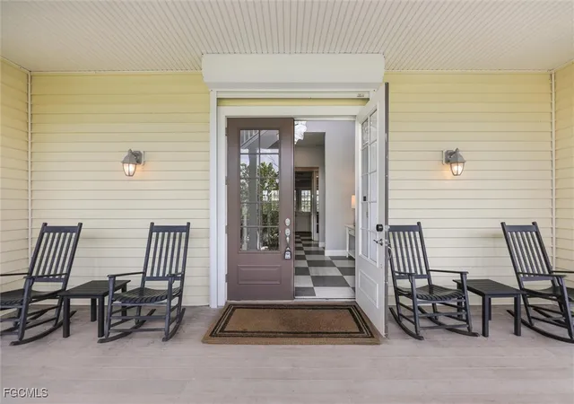 Photo 3 of Single family home for sale at 1124 Longifolia Ct, Captiva, FL 33924 | MLS# 2025001507 | Listing updated on 2026-07-18