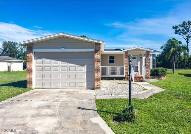 2nd image of 19867 Eagle Trace Ct, North Fort Myers, FL 33903 | MLS# 2025005234