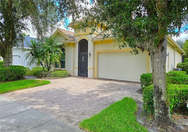 Photo 1 of Single family home for sale at 26317 Stonewall Ln, Bonita Springs, FL 34135 | MLS# 2025005801 | Listing updated on 2026-07-26