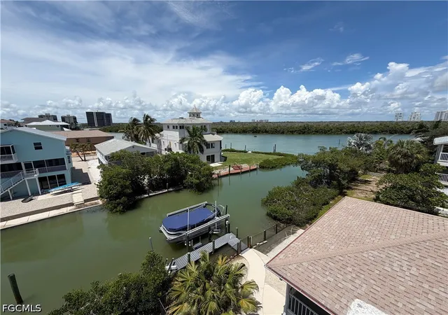 38th image of 6014 Cypress Ln, Bonita Springs, FL 34134 | MLS# 2025005831