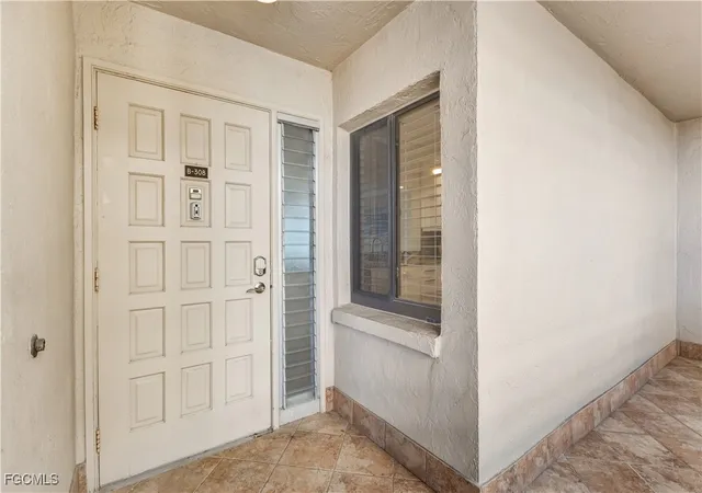Homes for sale in Fort Myers Beach, FL | 6662 Estero Boulevard, Fort Myers Beach, FL 33931 | Houzeo