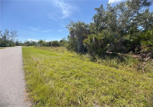 Photo 2 of Land for sale at 15541 Havana Cir, Port Charlotte, FL 33981 | MLS# 2025006151 | Listing updated on 2026-07-21