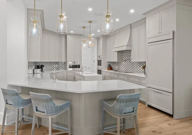 3rd image of 17030 Captiva Dr, Captiva, FL 33924 | MLS# 2025006303