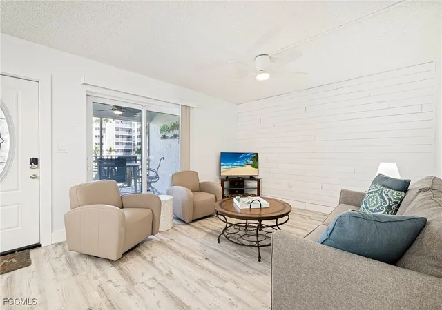 Listing Photo 5 - Condo for sale in building located at 25740 Hickory Blvd, Bonita Springs, FL 34134 - Unit #246