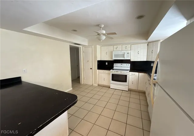 4th image of 78 Rotonda Cir, Rotonda West, FL 33947 | MLS# 2025006372