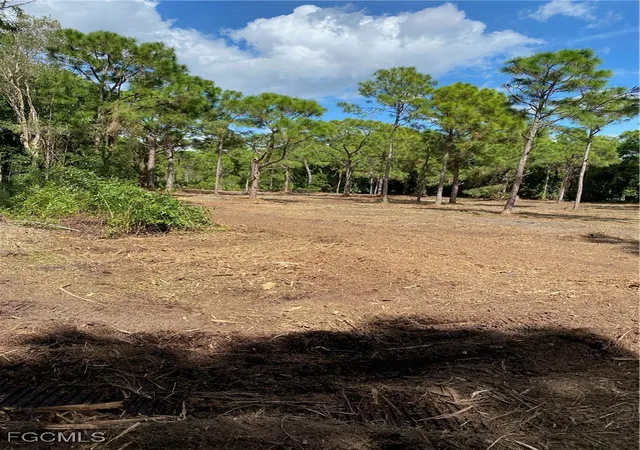 Photo 1 of Land for sale at 8746 Nome Ct, St James City, FL 33956 | MLS# 2025006947 | Listing updated on 2026-09-23