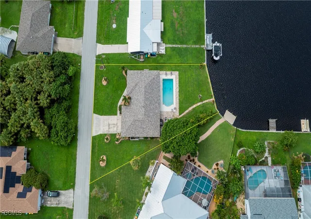 5th image of 18537 Klingler Cir, Port Charlotte, FL 33948 | MLS# 2025006949