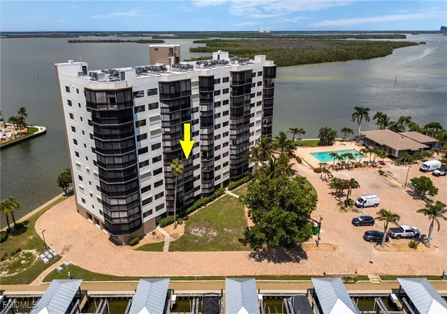 Homes for sale in Fort Myers Beach, FL | 4265 Bay Beach Ln #425, Fort Myers Beach, FL 33931 | MLS# 2025007020