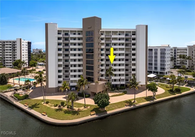 Homes for sale in Fort Myers Beach, FL | 4265 Bay Beach Ln #425, Fort Myers Beach, FL 33931 | MLS# 2025007020