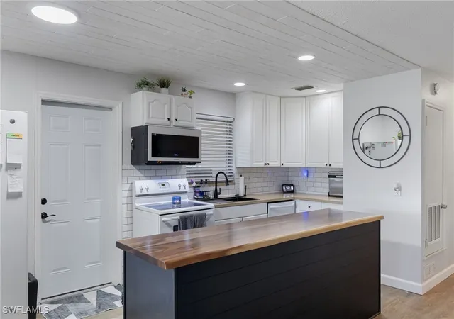 Photo 1 of Sale Pending at 18 Alcala Ave, Lehigh Acres, FL 33936 | MLS# 225067912 | Listing updated on 2025-10-24