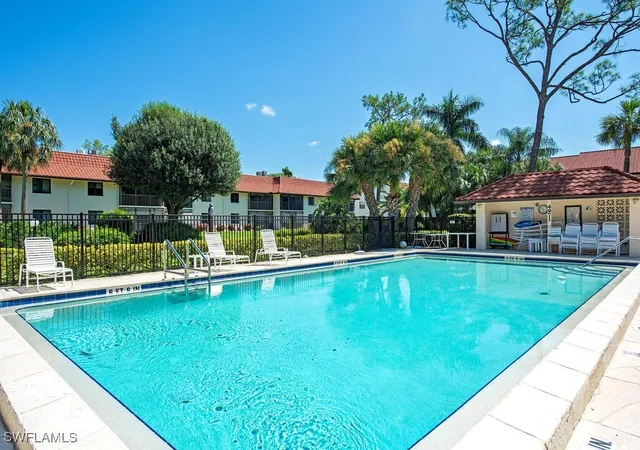 13th image of 4955 Pepper Cir #B102, Naples, FL 34113 | MLS# 225068150